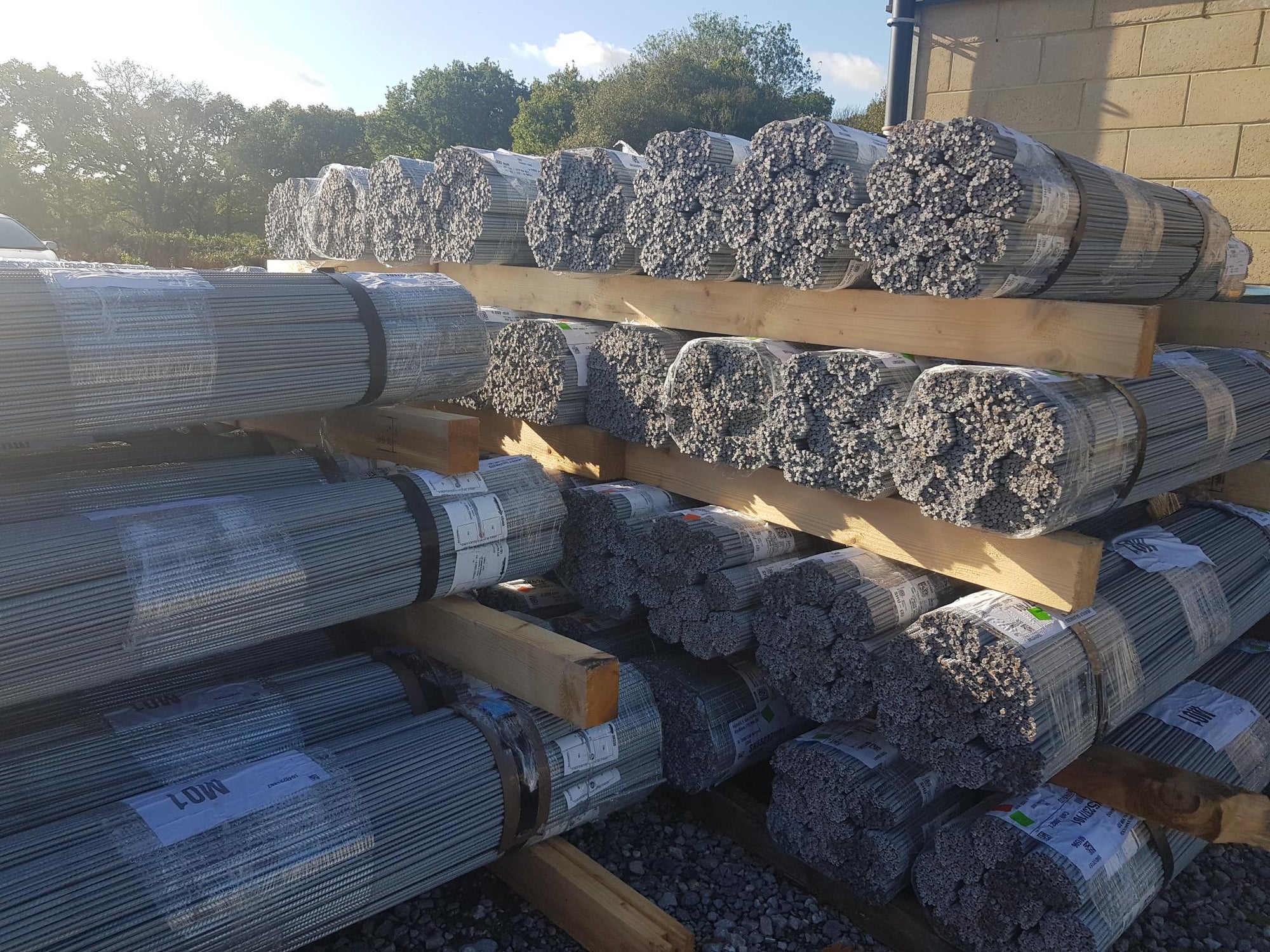 Large Bundles of Metal Stakes