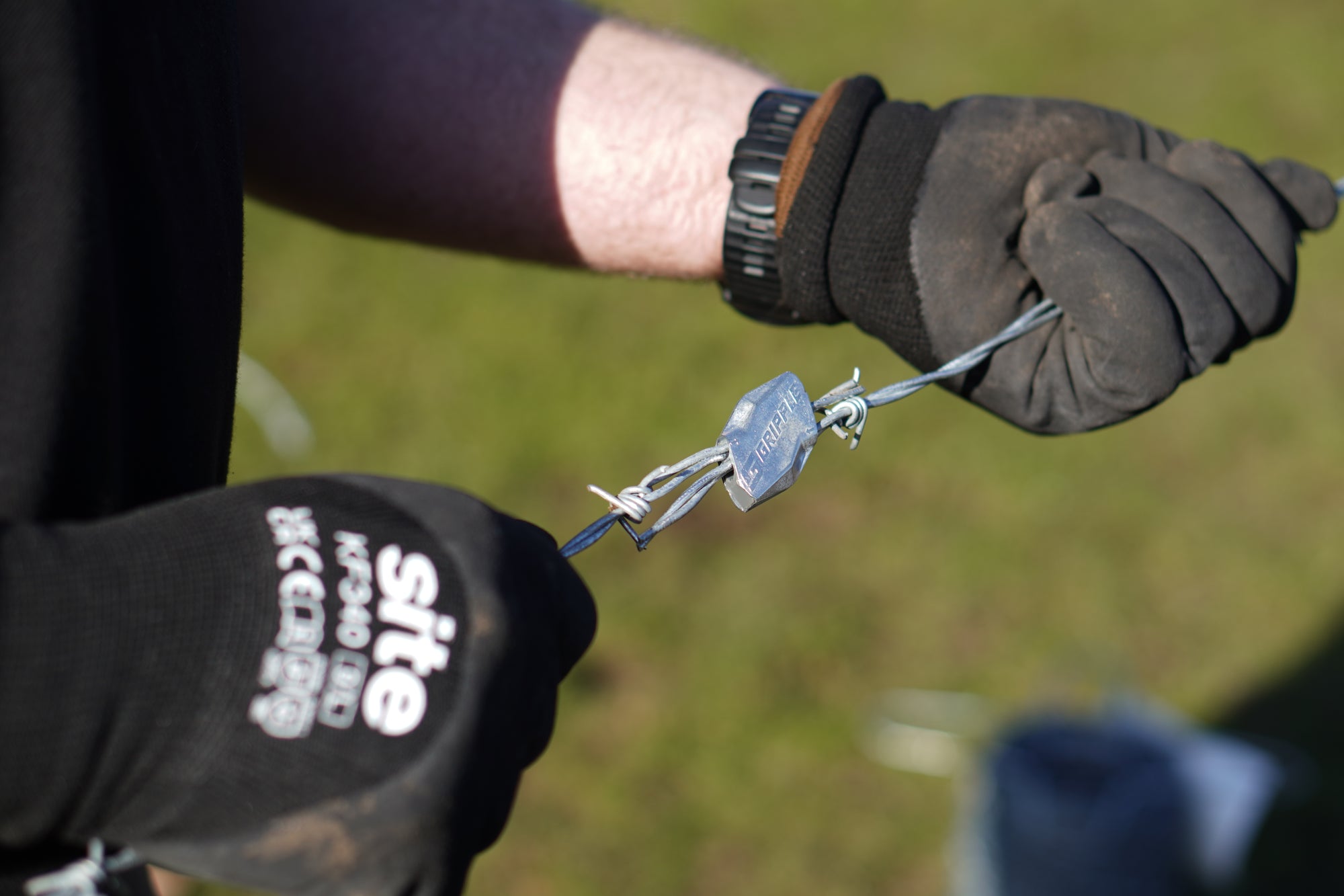 Gripple Barbed Wire Fencing 2-Way Tensioners, Bag/20