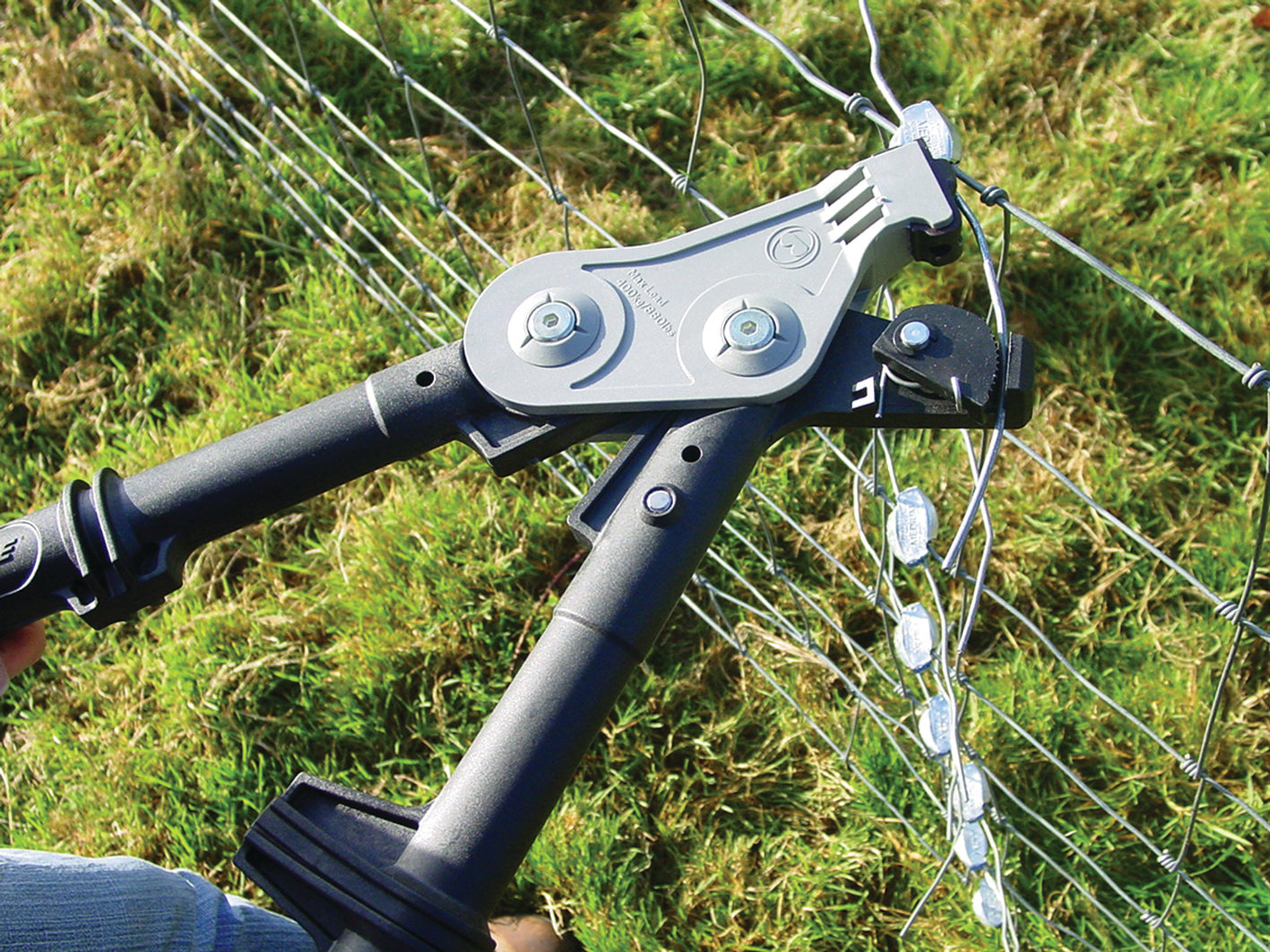 Gripple Vineyard Trellis Wire Tensioning Tool